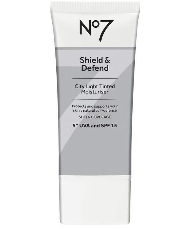No7 Shield &amp; Defend City Light Tinted Moisturiser Light 50 ml