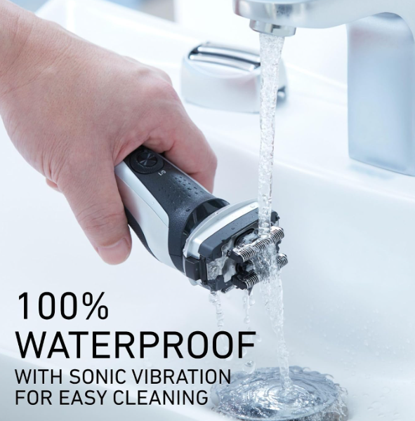 Panasonic ES-RF31 Premium Wet and Dry 4-Blade Electric Shaver Silver